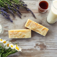 Load image into Gallery viewer, Chamomile & Camel Milk